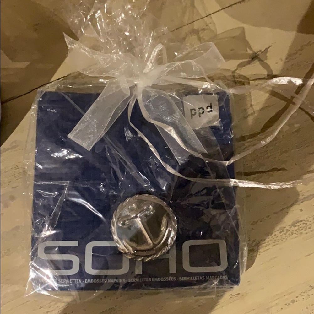 Mariposa Anchor Napkin Weight & Soho Napkins